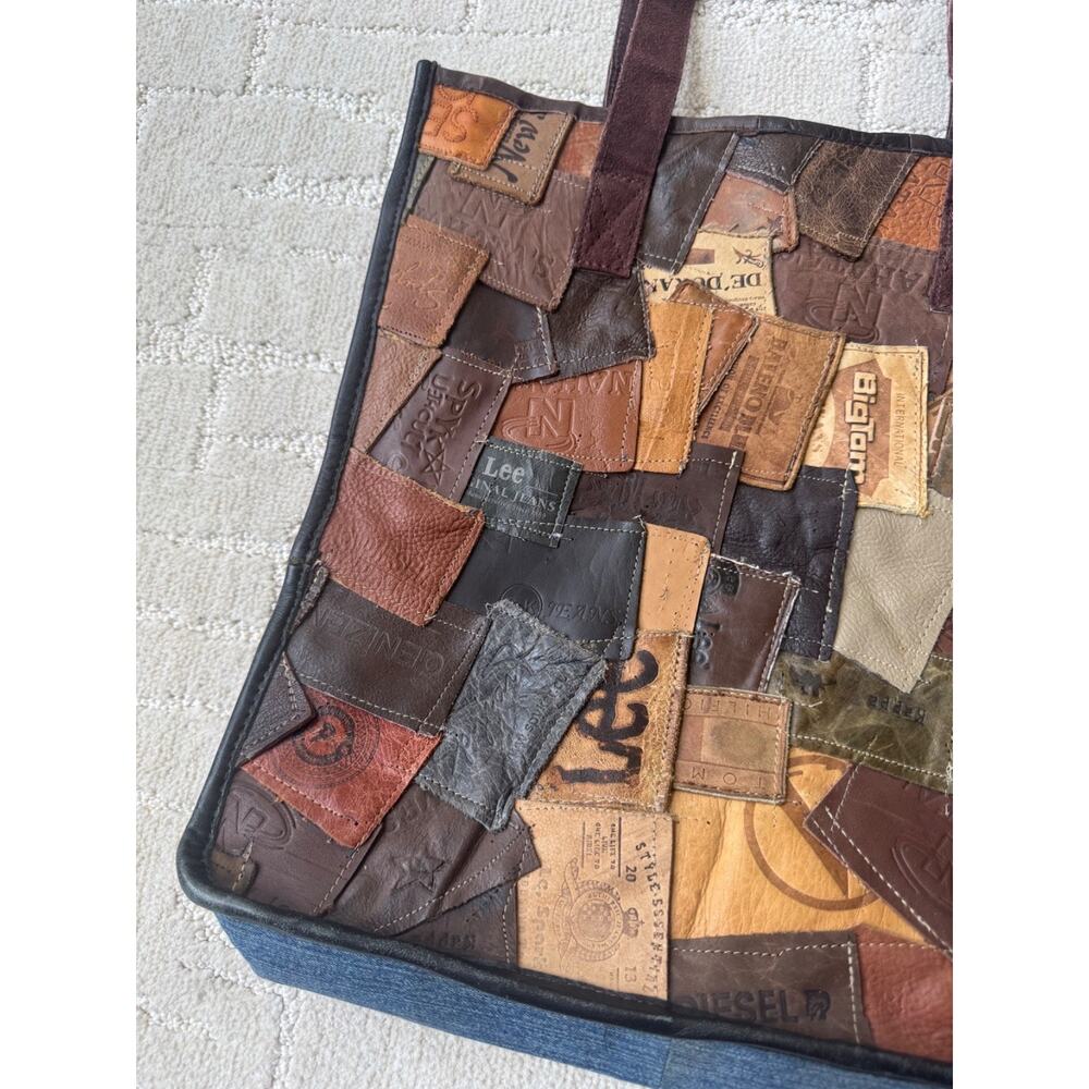PURSE UNIQUE UPCYCLED LEATHER DESIGNER JEANS TAG LABEL BAG TIRE TRIM PATCHWORK - Picture 3 of 12